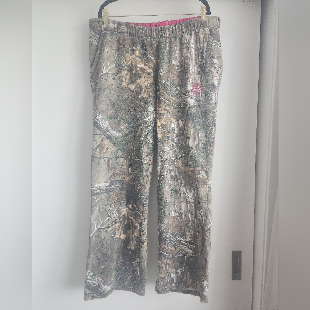 Realtree Camouflage Pants with Pockets Pink Logo Xl